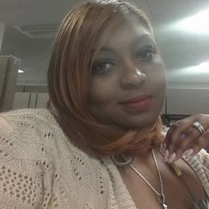 Meet your Posher, Sakia